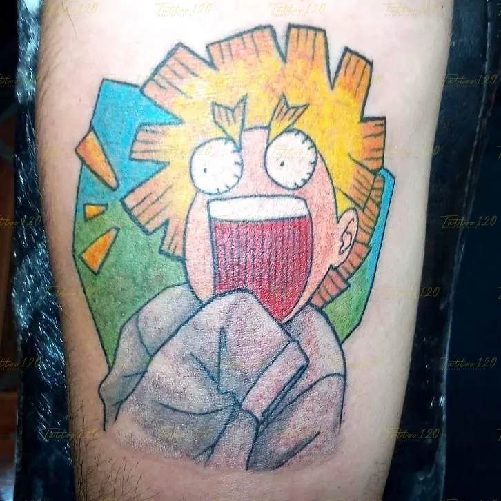 Tatuaje a color que muestra una expresión cómica y asustada de Zenitsu Agatsuma de Demon Slayer sobre un fondo geométrico, estilo anime, manga e ilustraciones, realizado en el estudio Tattoo120 en Colina, Región Metropolitana.